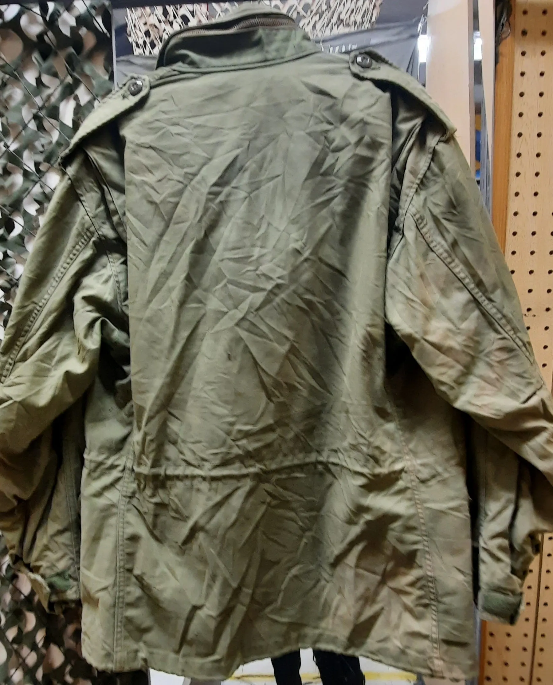 Authentic Vintage US Army Medium Short M-65 Field Coat With No Liner