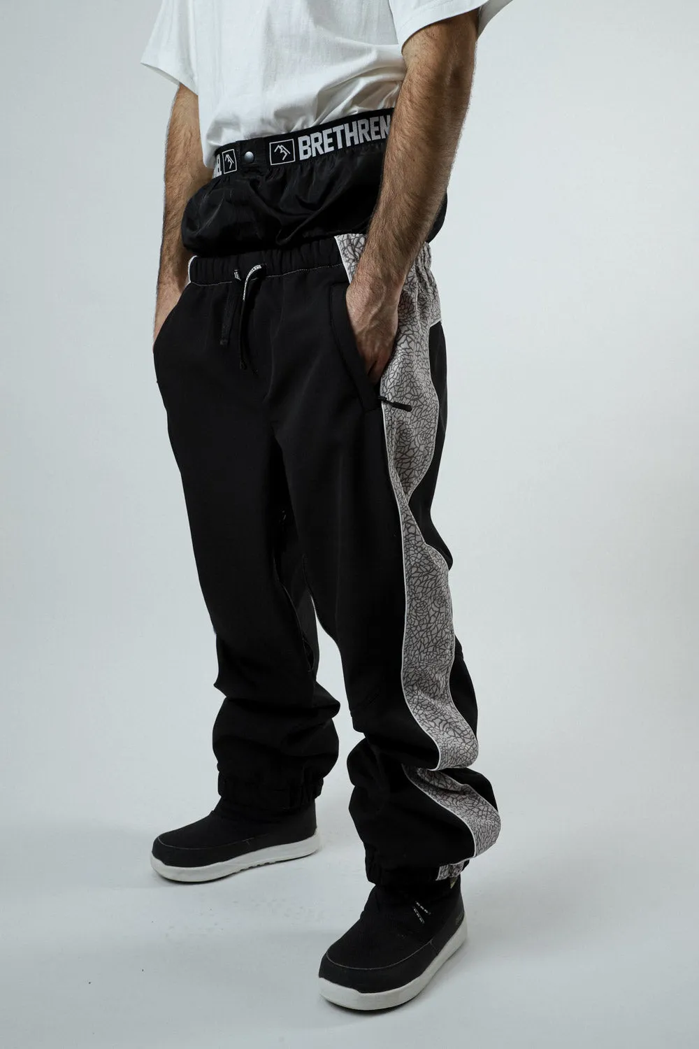 Baseline Trackpants - Airtime / Black