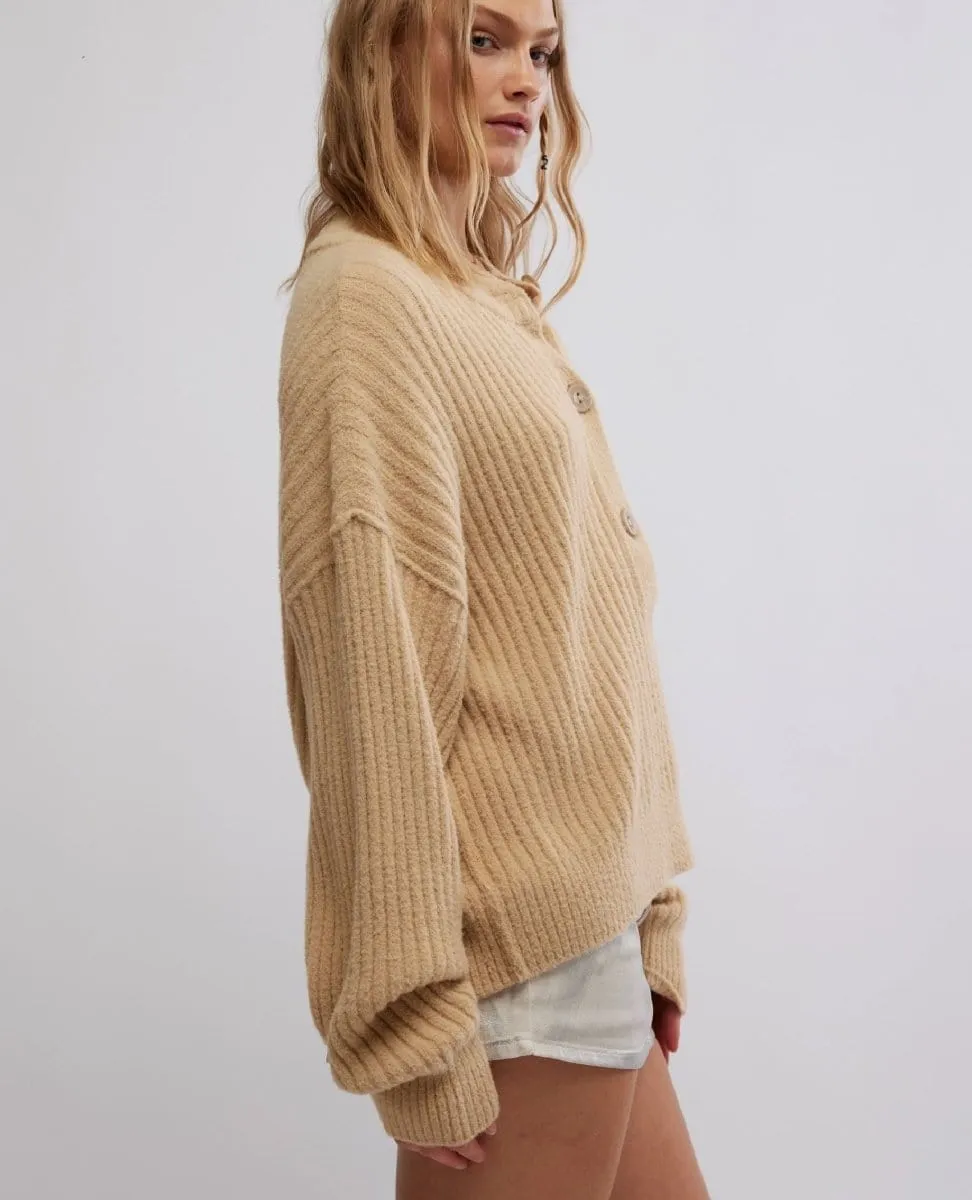 Cocoa Henley Sweater Sugar Cookie