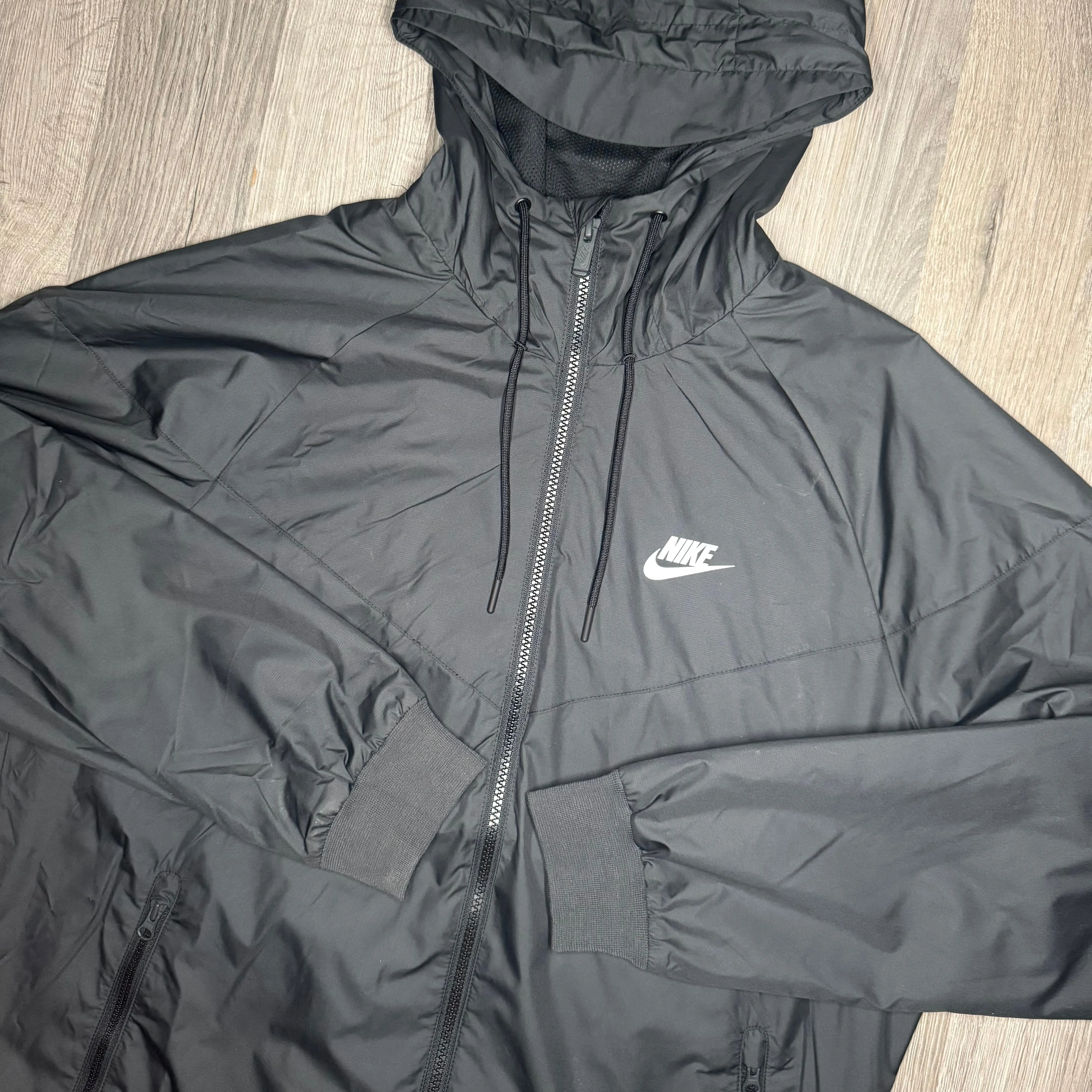 Nike Waterproof Windrunner - Black