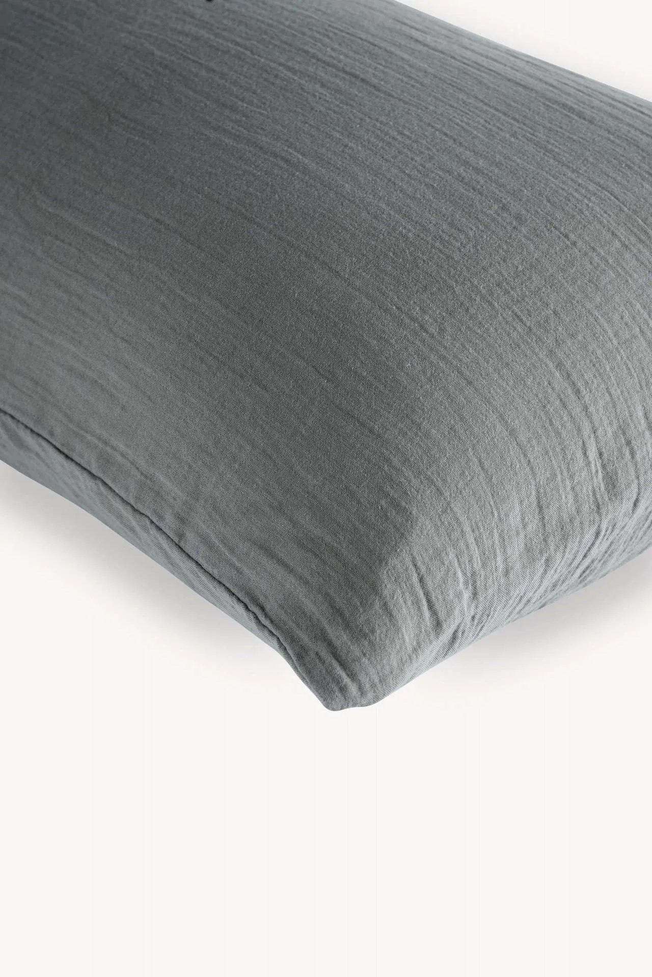 Soft and Relaxed Organic Cotton Pillowcases