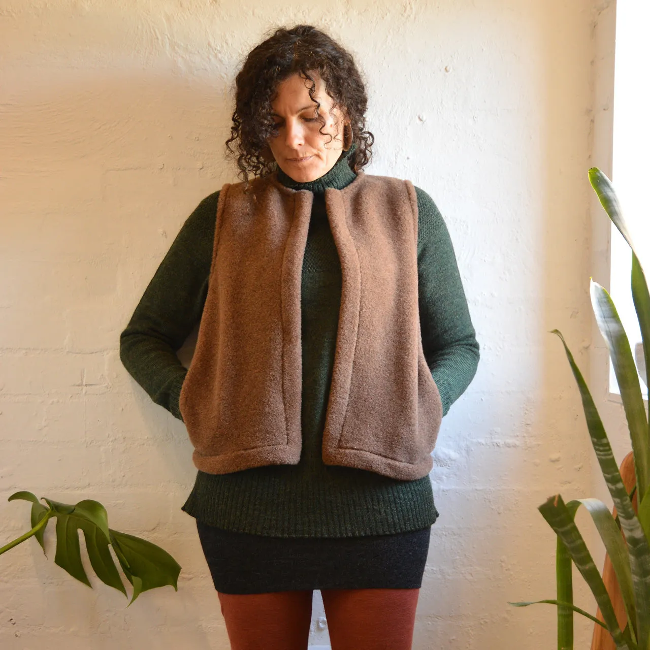 Women's Fleece Vest - 100% Wool - Camel *Returning 2025